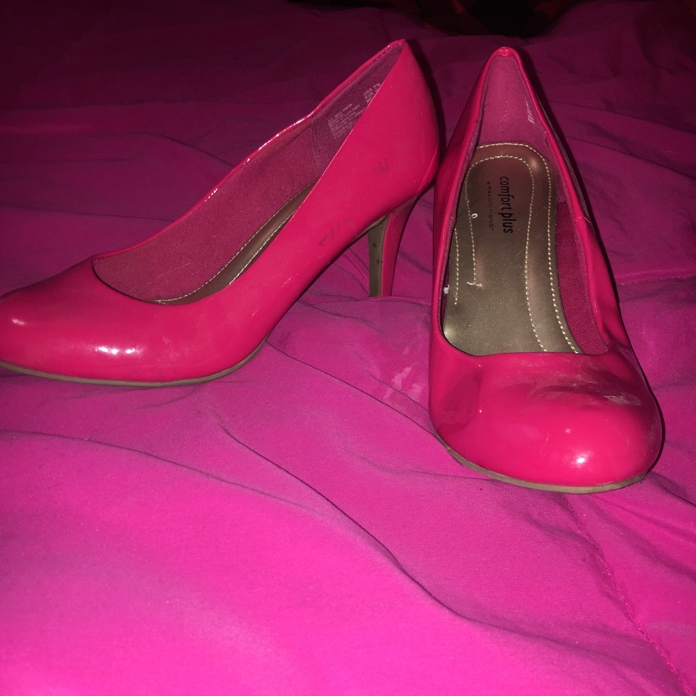 Pink heels